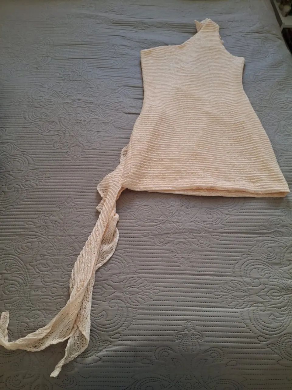 Vendo vestido cor champagne - Foto 4