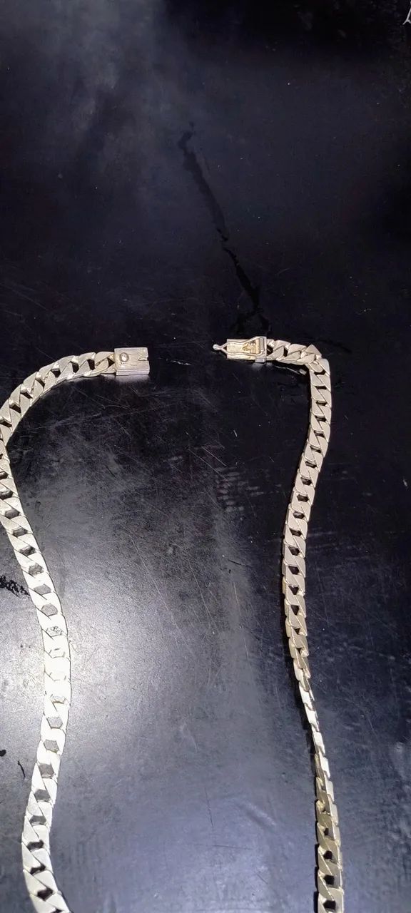Vendo cordão de prata em excelente estado  - Foto 3