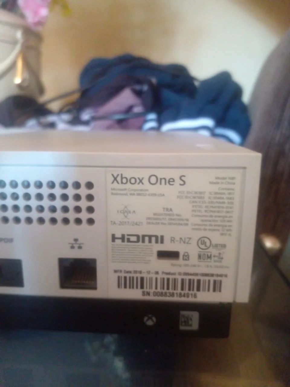 Vendo Xbox série s branco com 2 controles estado de zero - Foto 4