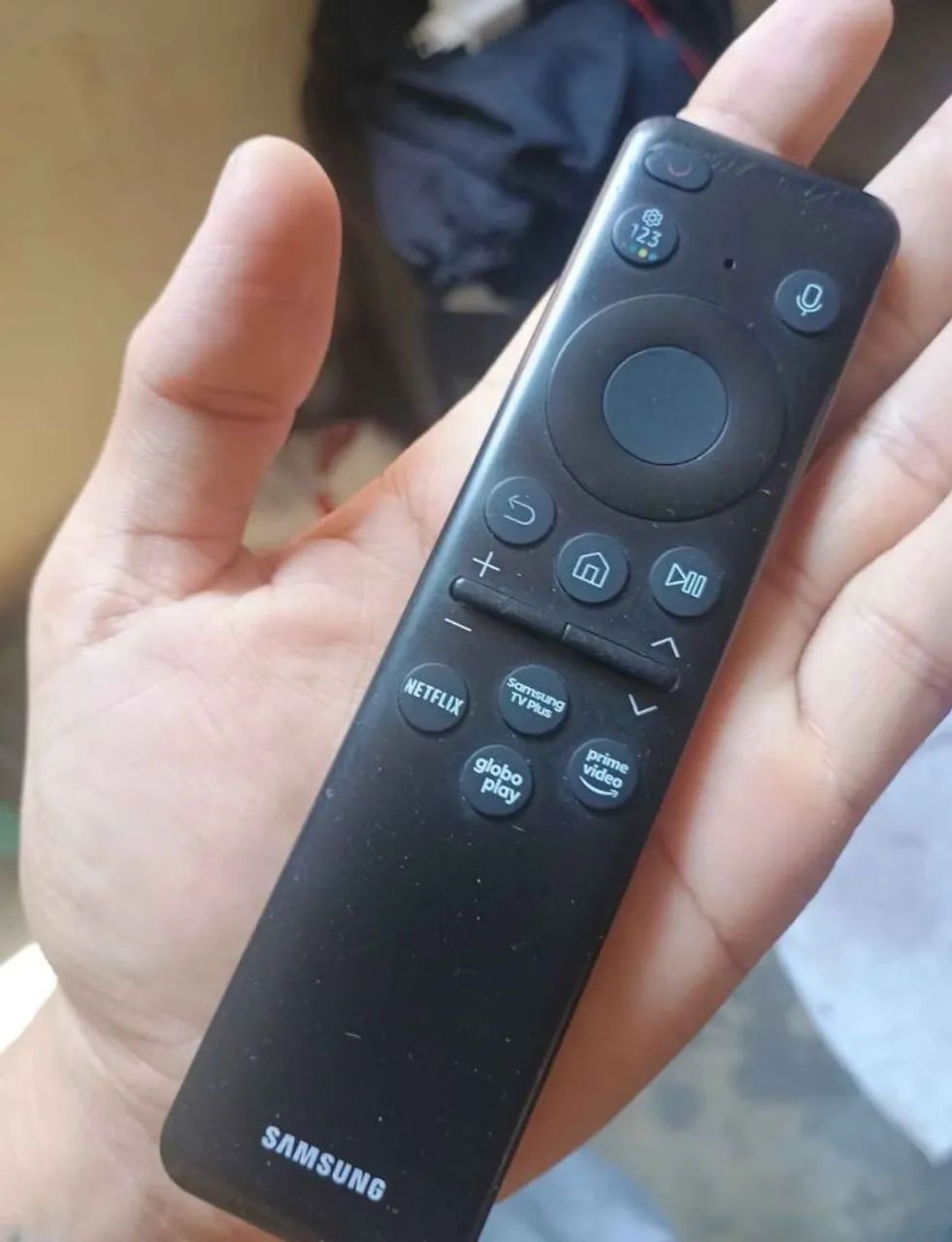 Vendo tv 55 polegadas Samsung smart cristal led  - Foto 3