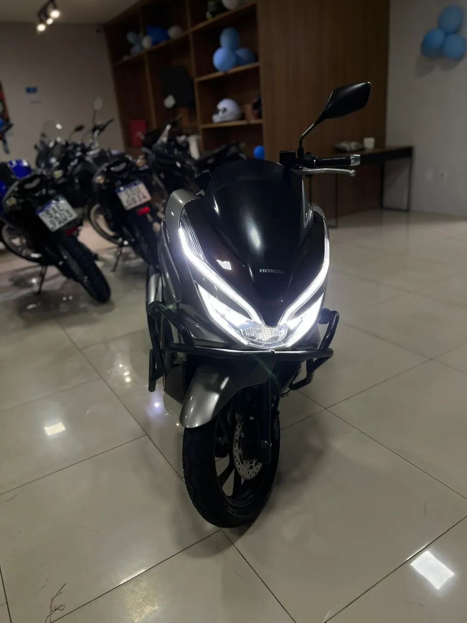 Honda PCX 150 150 cc  - Foto 4