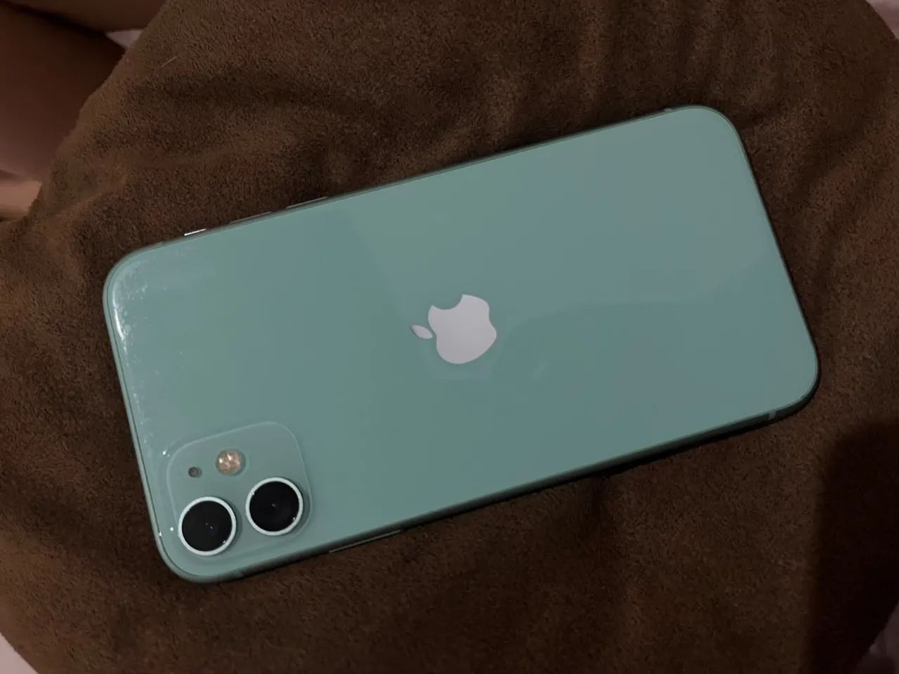 Vendo IPhone 11, mega conservado ! C - Foto 4
