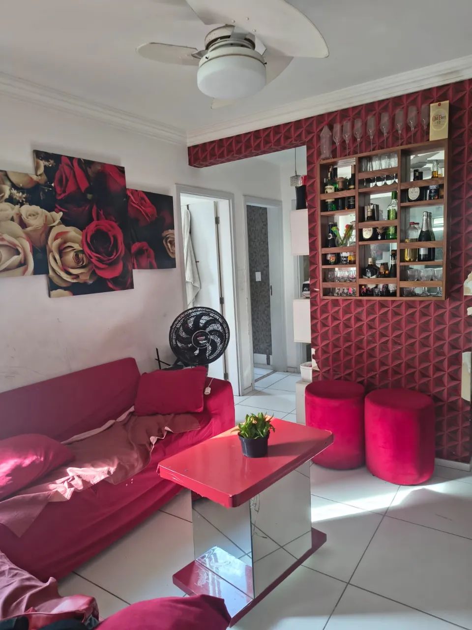 Apartamento 2/4 Mobiliado