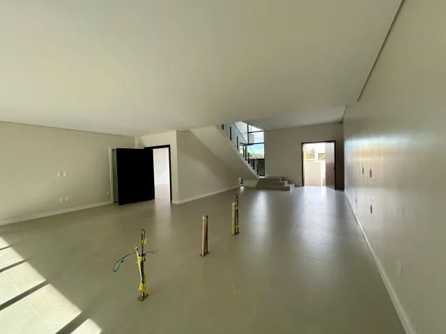 Casa Moderna com 4 Suítes e Piscina, Pertinho do Centro de Chapecó - Foto 4