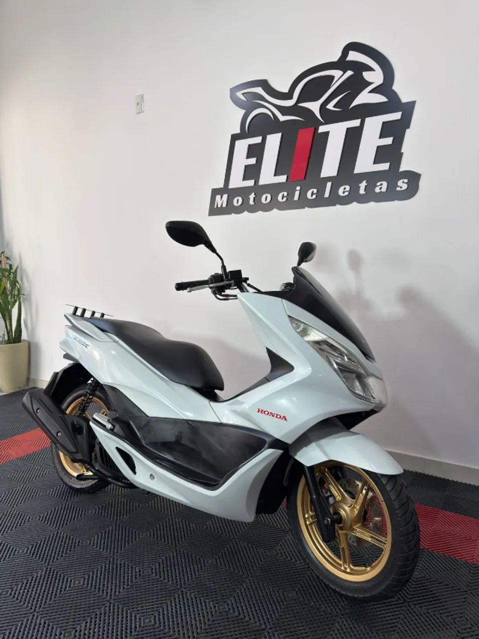 PCX 150 DLX 2016 Branca  - Foto 5