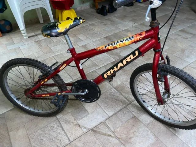 Bicicleta Infantil semi nova - Foto 3