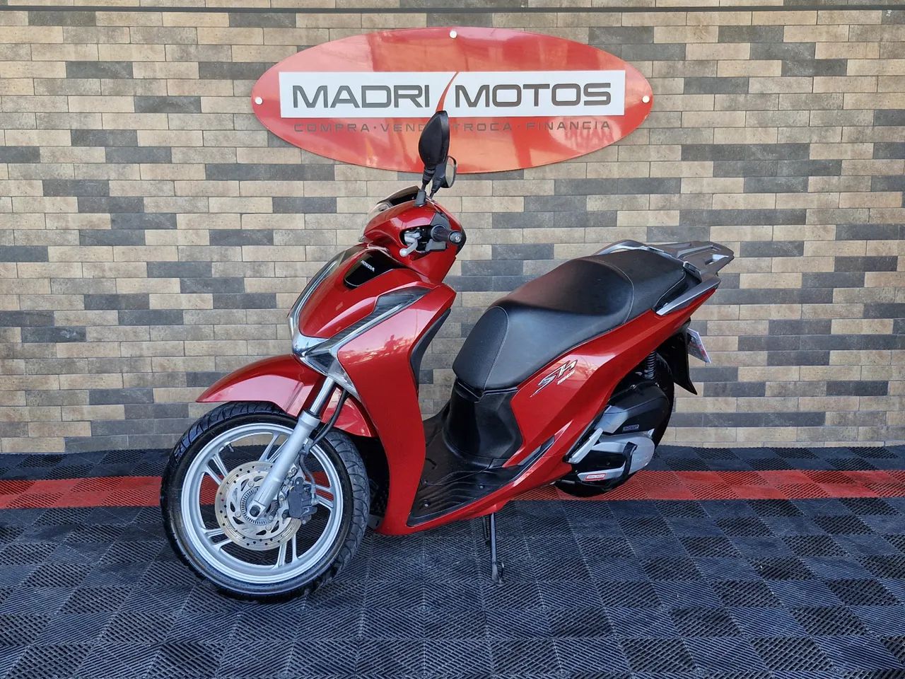 HONDA SH 150i/DLX - Foto 4