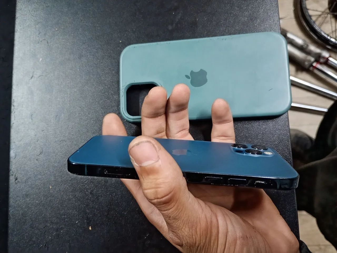 iPhone 12 pro 128 gigas, face id? - Celulares e Smartphones