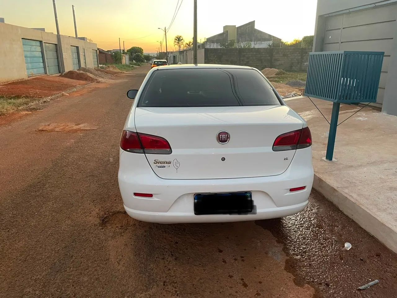 Fiat Siena EL 1.0 MPI Fire Flex 8V 4P 2014 - Foto 2