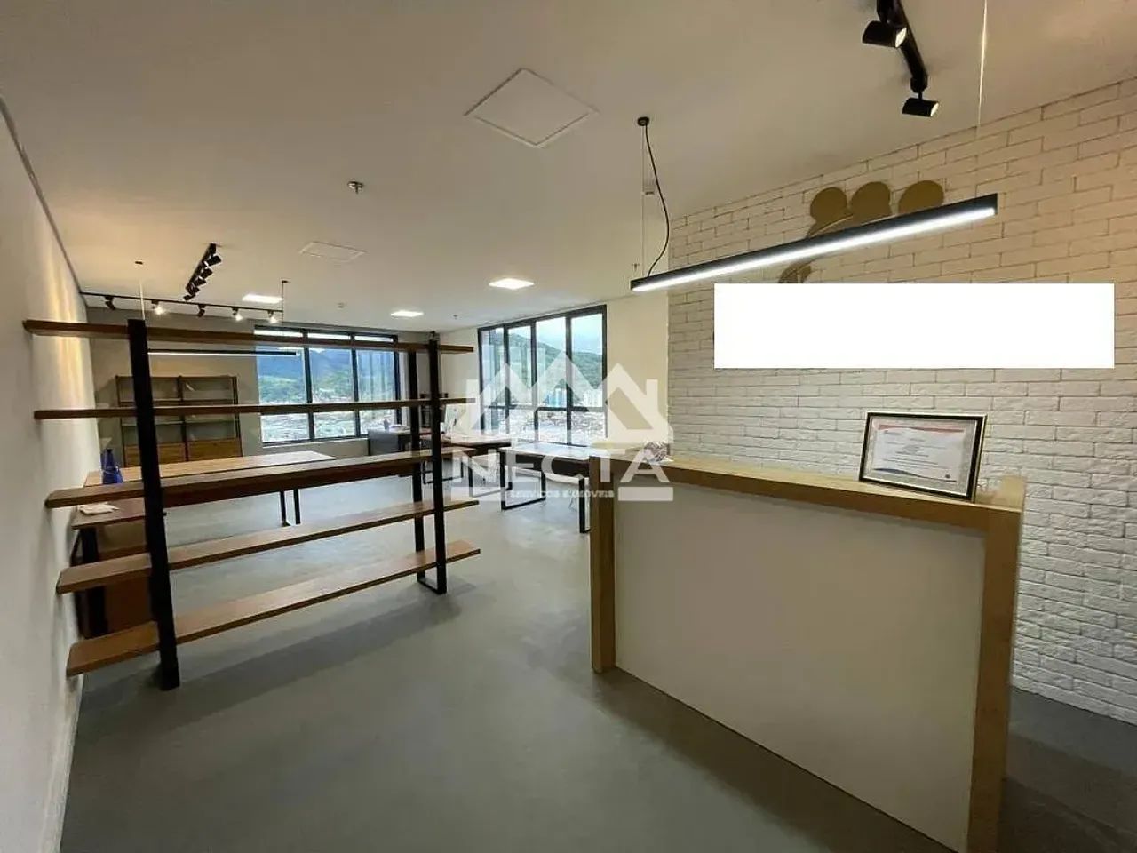 Sala à venda, 50m², 1 vaga, Centro, Caraguatatuba, SP - Foto 2