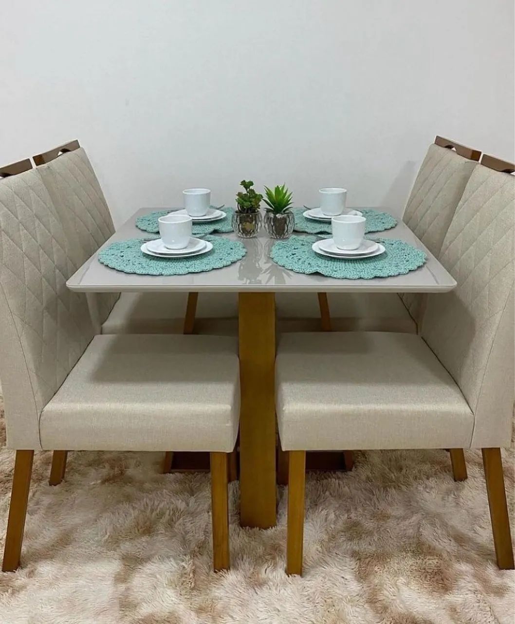 CONJUNTO MESA DE JANTAR COM 4 CADEIRAS - MEDIDAS 120x80