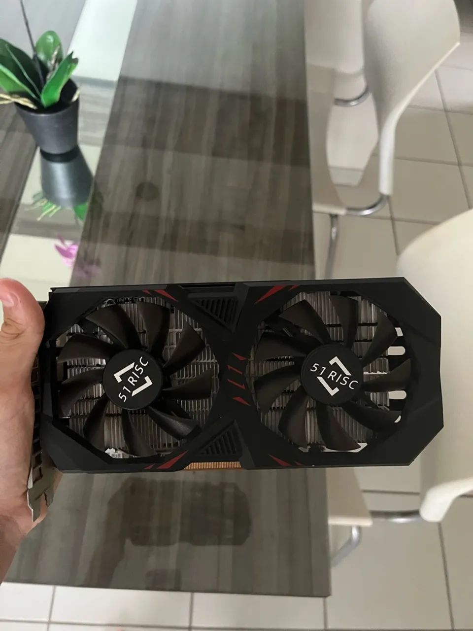 RX 6600M Usada