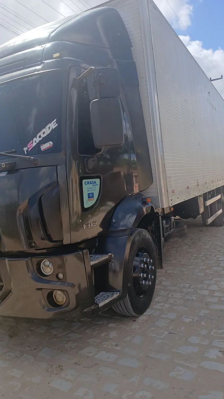Ford  cargo 1319  - Foto 2