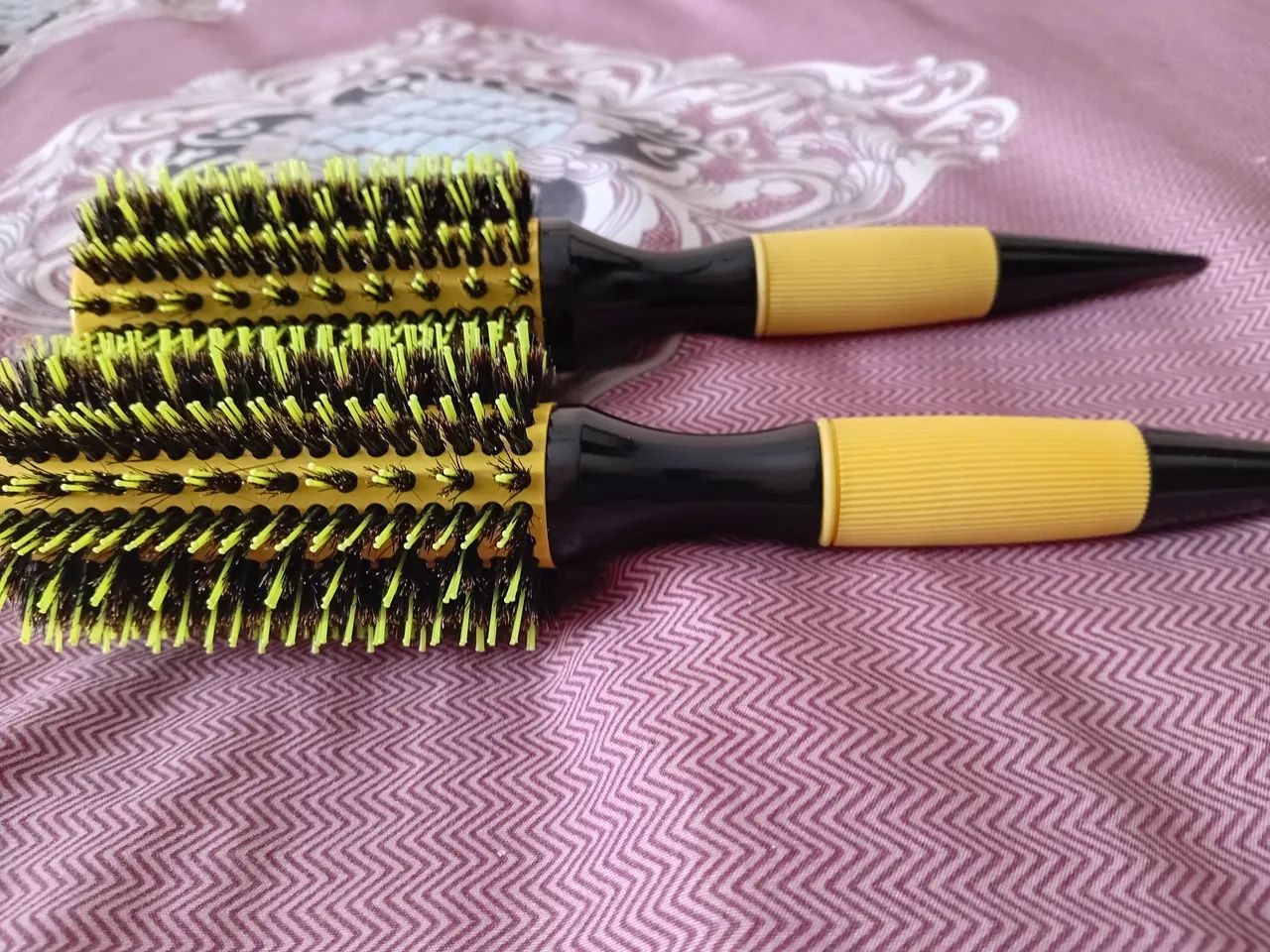 Kit 02 pc Escovas Profissionais De Cabelo Cerdas - Foto 5