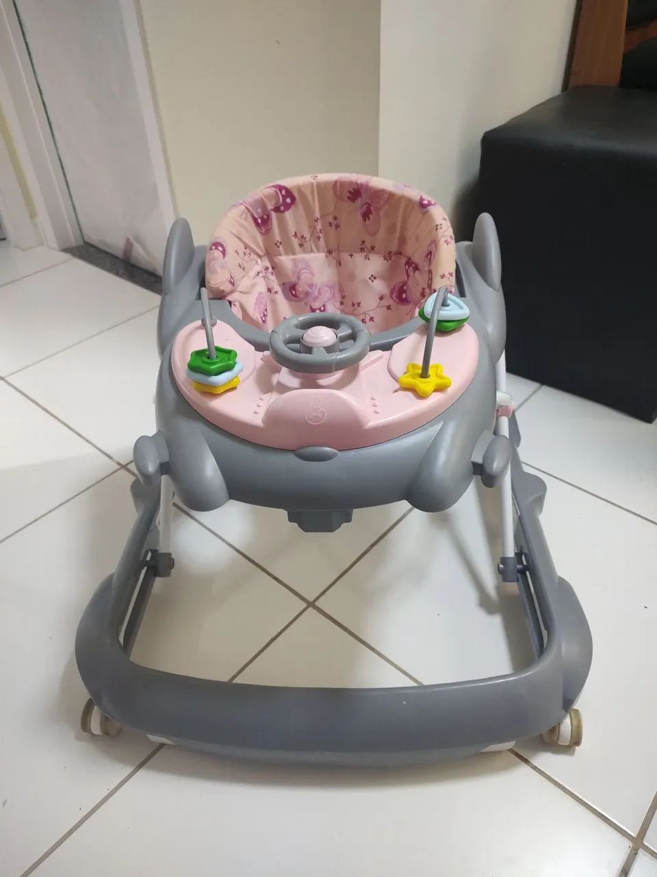Vende-se andador de bebê 