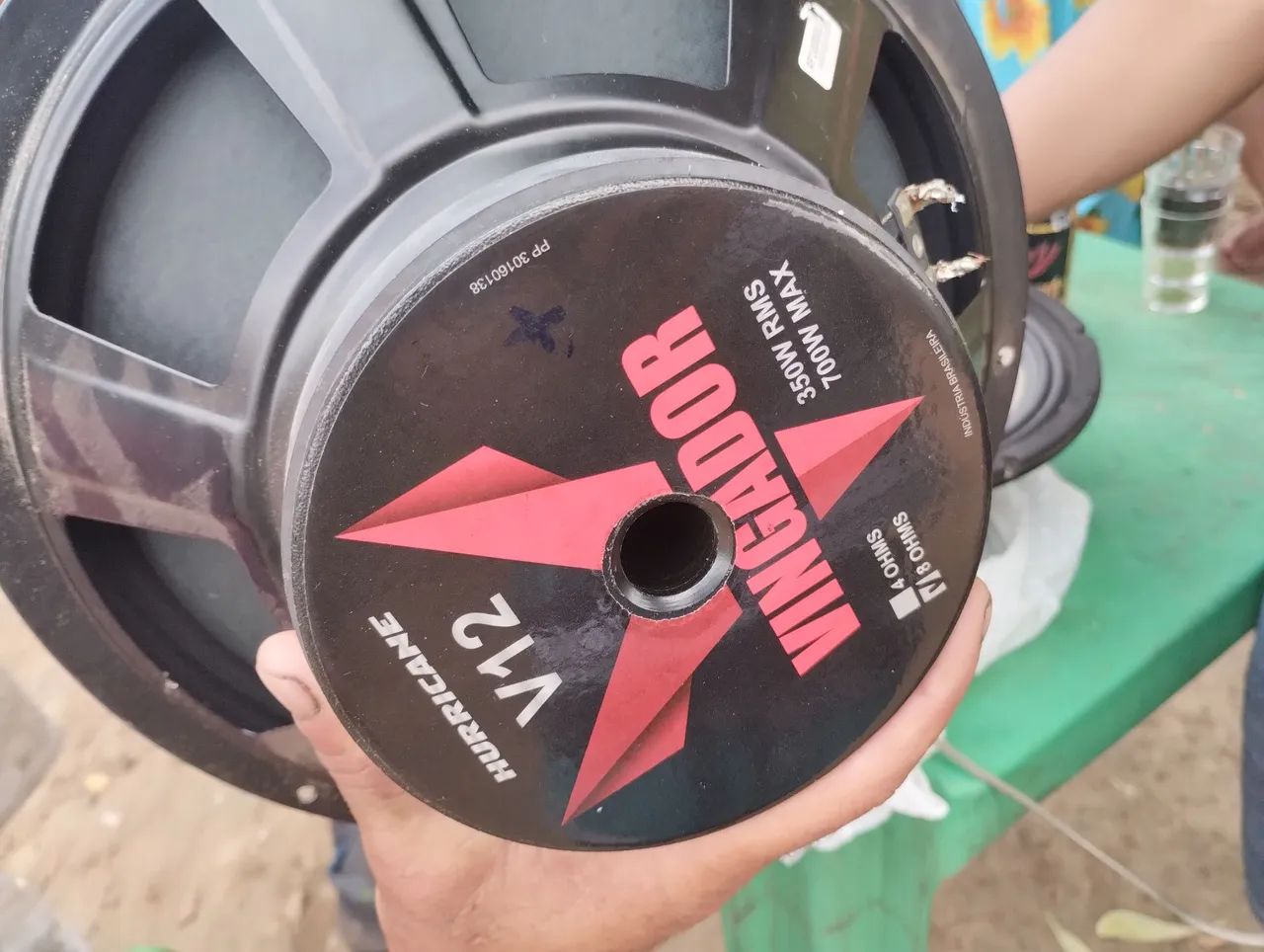 Vendo 2 médio grave 12 polegadas 350 RMS  - Foto 2