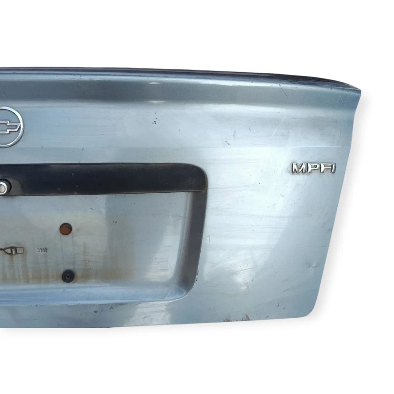 Tampa Traseira Gm Astra Sedan 1998 2002 - Peças para carros, vans
