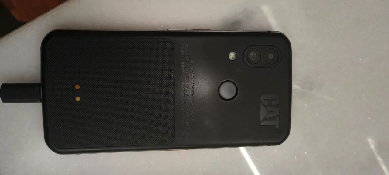 Celular cat S62
