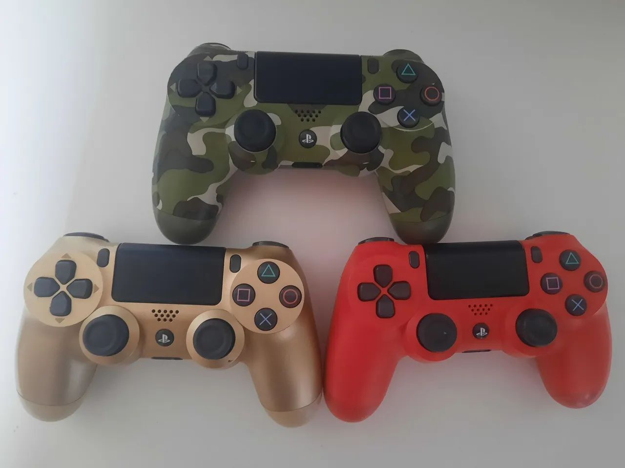 Controles de PS4 coloridos