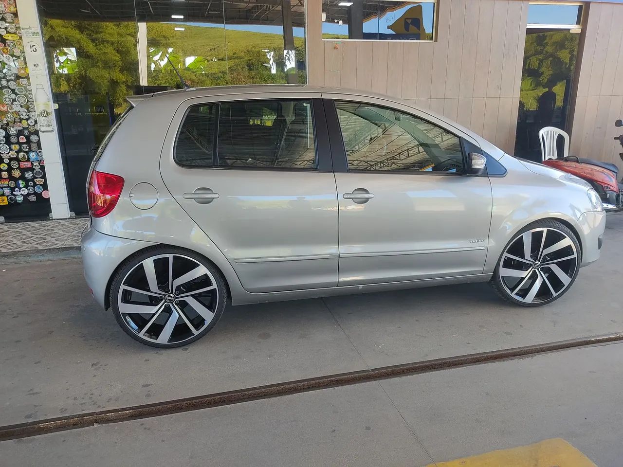 Volkswagen Fox Fox 1.0 Mi Total Flex 8V 5p 2013