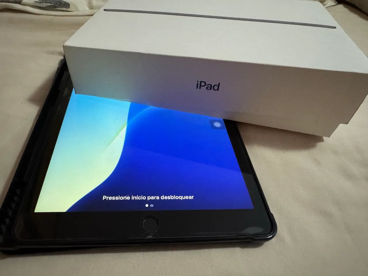 iPad 8ª Gen 32GB + Capa - Foto 3