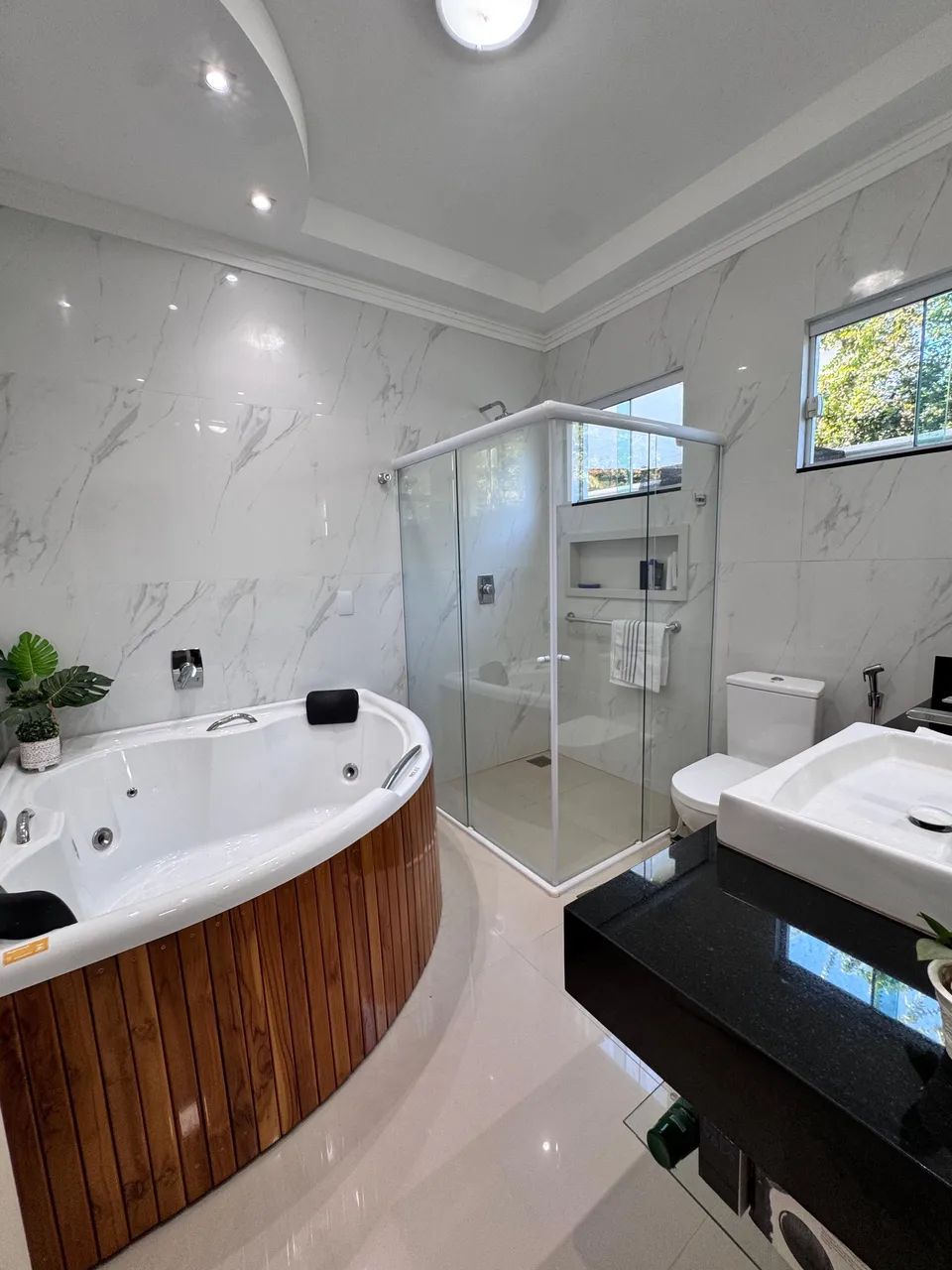 Casa térrea 720 m² de terreno cinco suítes - Foto 3