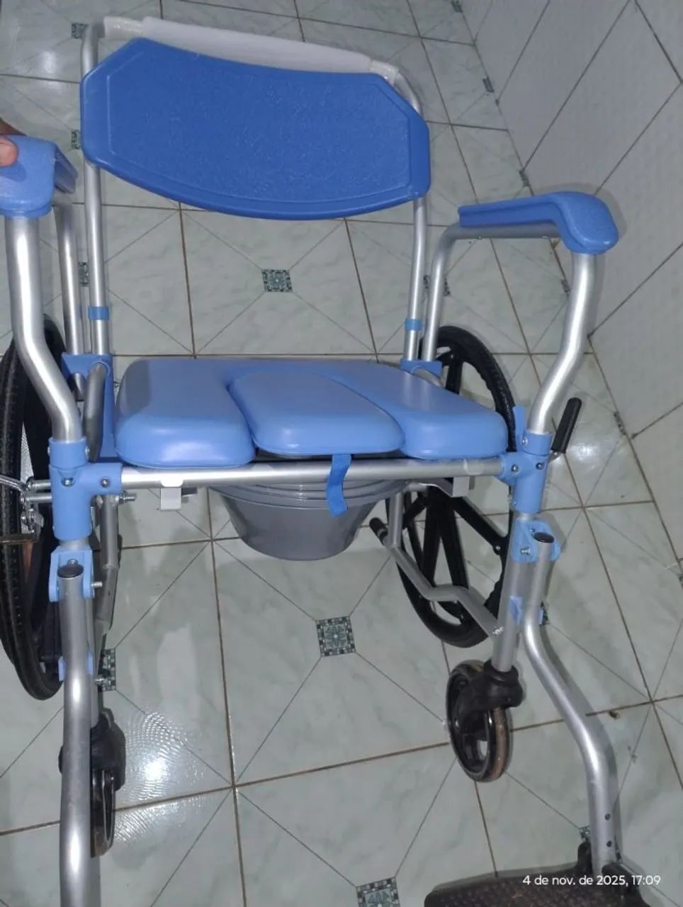 Cadeira de rodas - Dellamed D65 - Foto 5