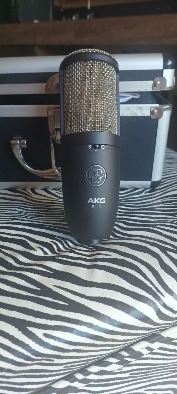 MICROFONE CONDENSADOR AKG PERCEPTION 420 - Foto 3