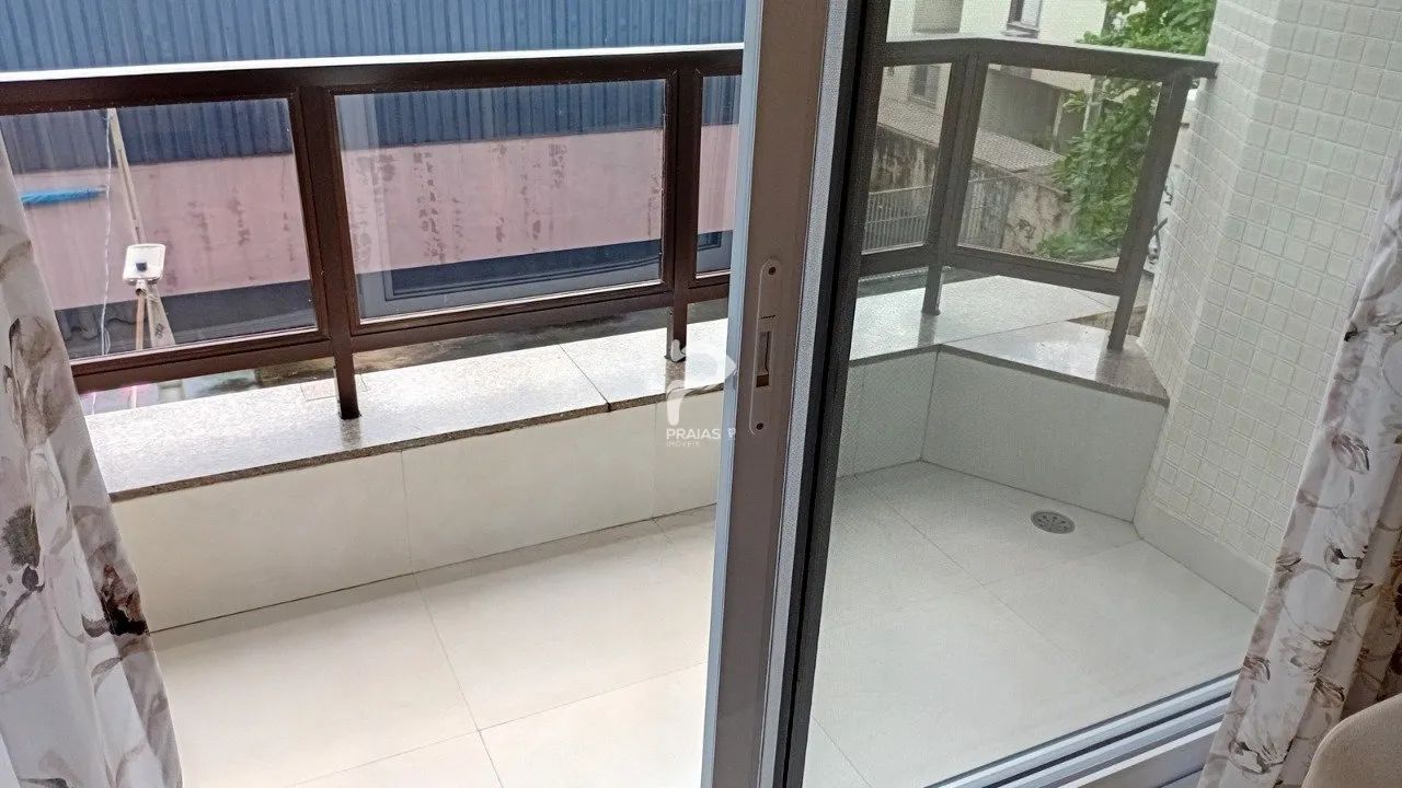 Apartamento com varanda, 3 dormitórios, Enseada, Guarujá - Foto 2