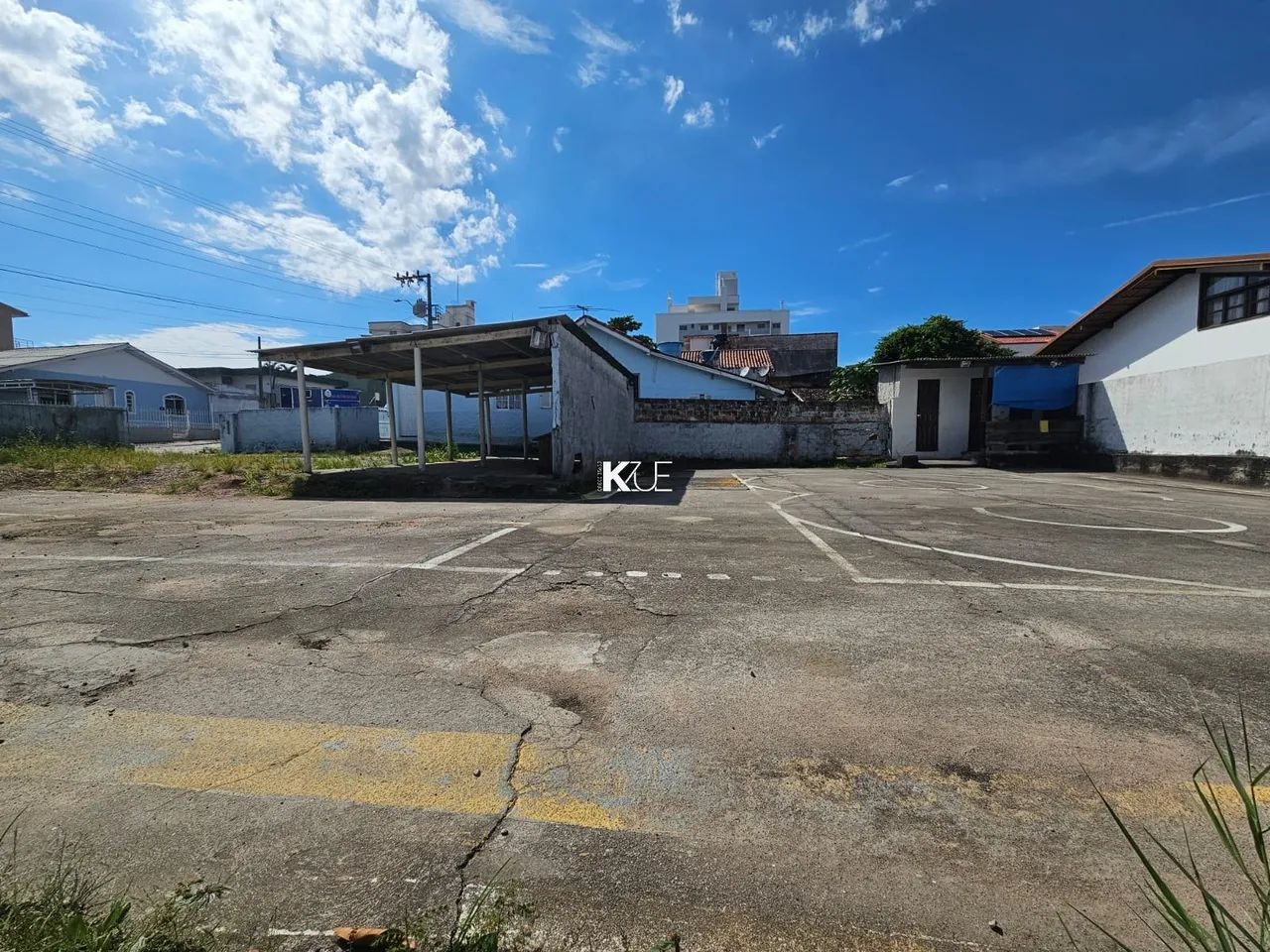 Terreno com viabilidade 5 pavimentos em Capoeiras