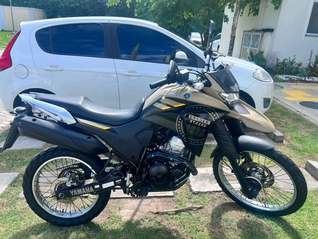 XTZ Lander 250 | Único dono | 22 Mil Km 