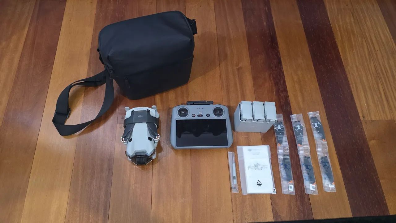 Drone DJI Mini 4 Pro Fly More Plus - Foto 2