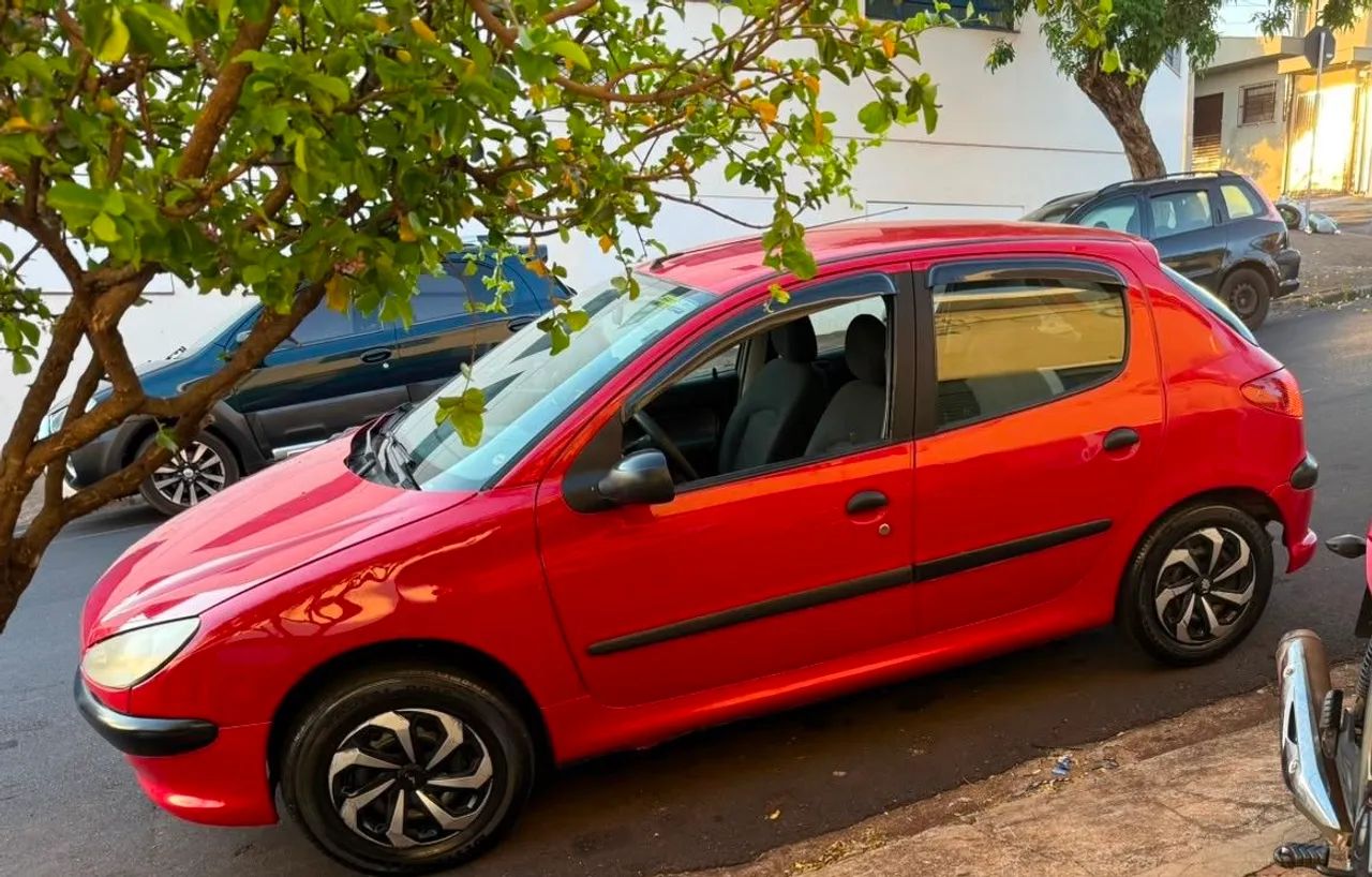 Peugeot 206 206 Sensation 1.4 Flex 8V 5p 2010