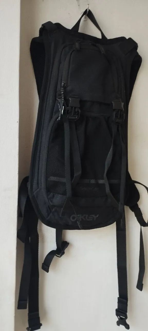 Oakley Switchback Hydration Pack