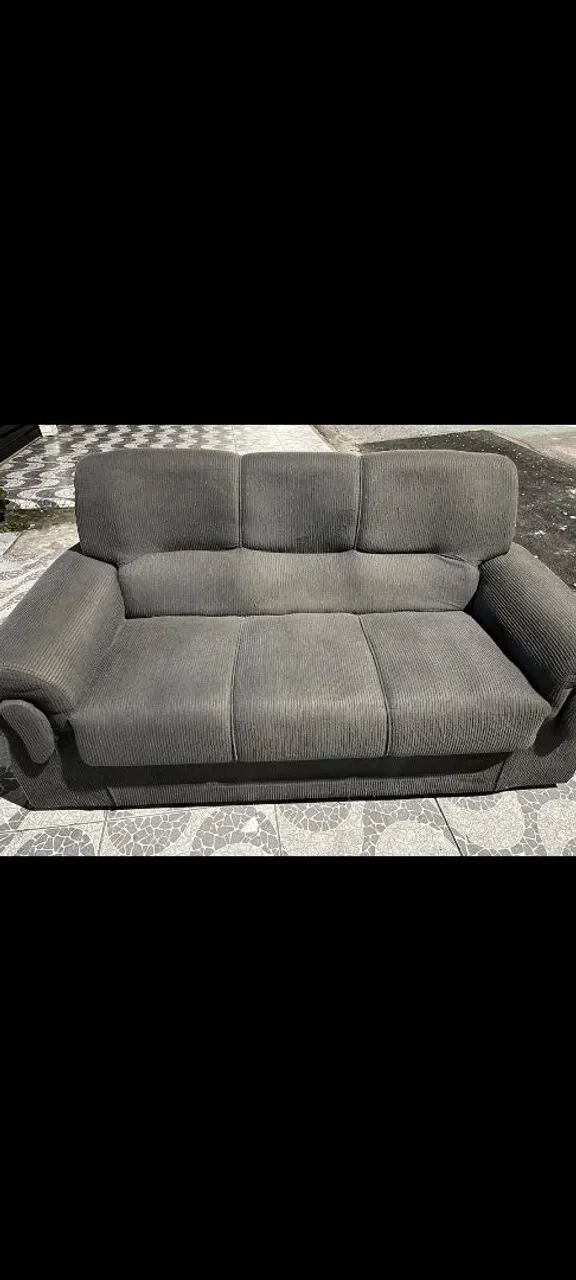 Vende-se sofá de 3 lugares 