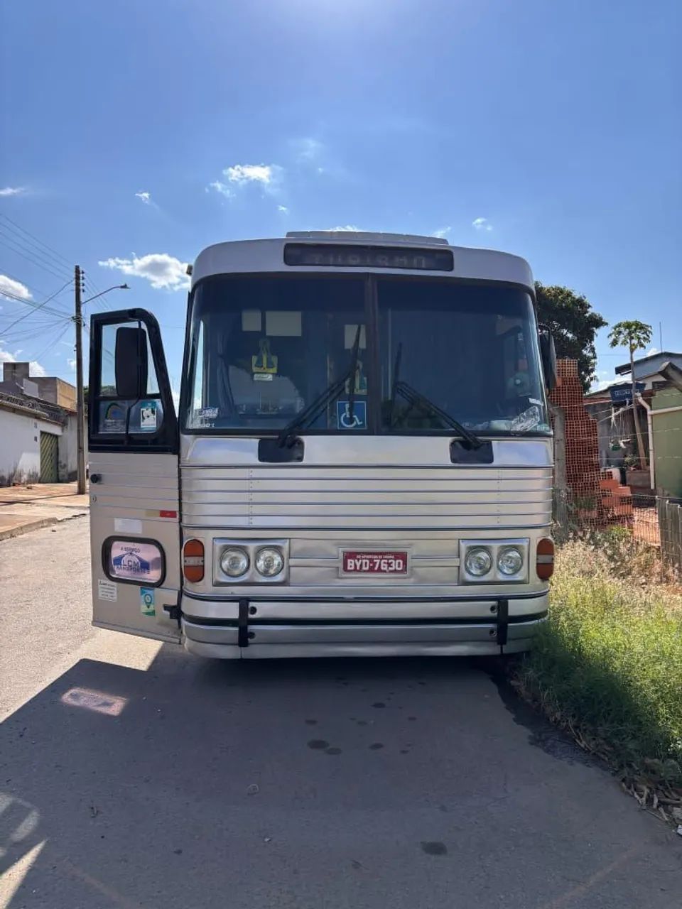 VENDO ESTE ÔNIBUS DE PROCEDÊNCIA  - Foto 2