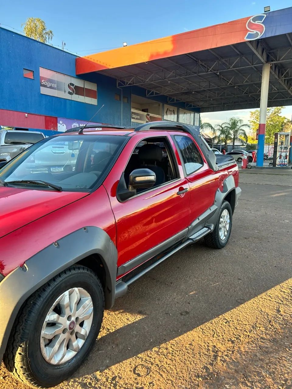 Fiat Strada Adventure1.8/ 1.8 Locker Flex CD 2013