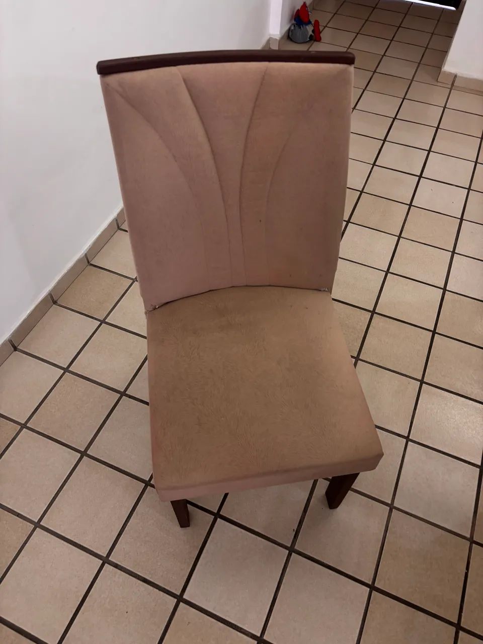 Sala De Jantar Estofada Madeira Mesa Tampo Vidro Com 4 Cadeiras Cor Rustic/Crema - Foto 4
