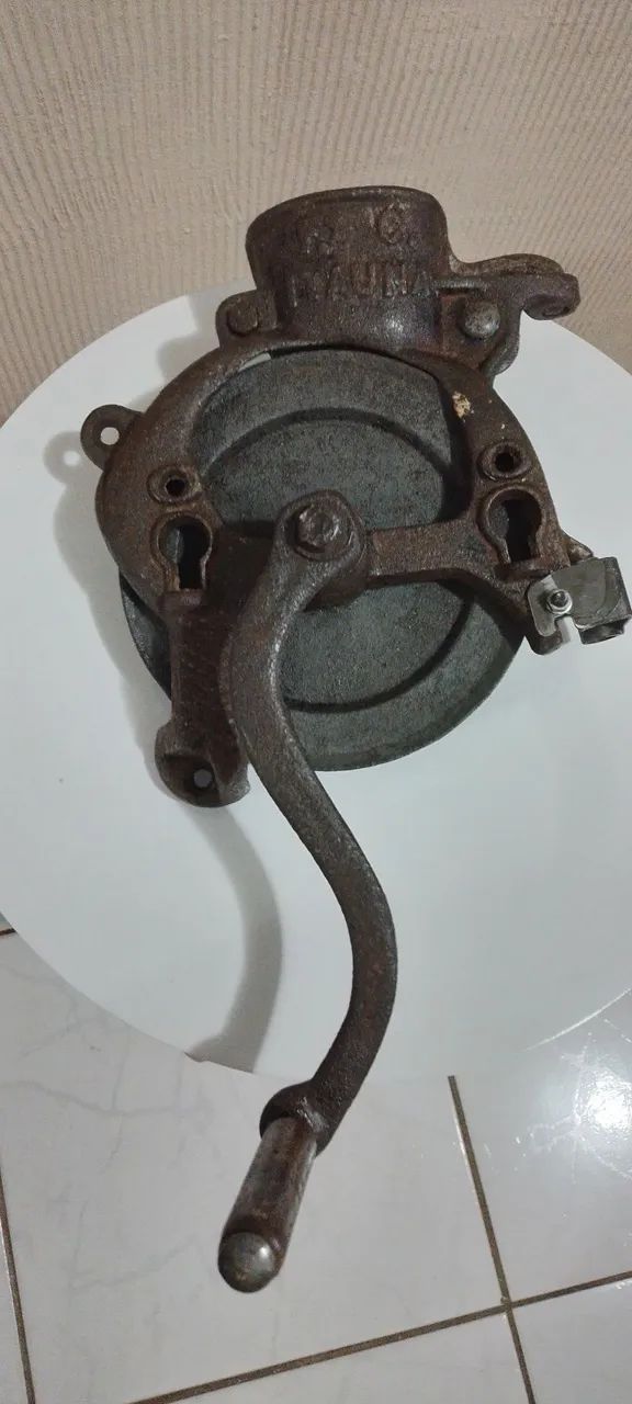 Conjunto de 4 moedores antigos  - Foto 3