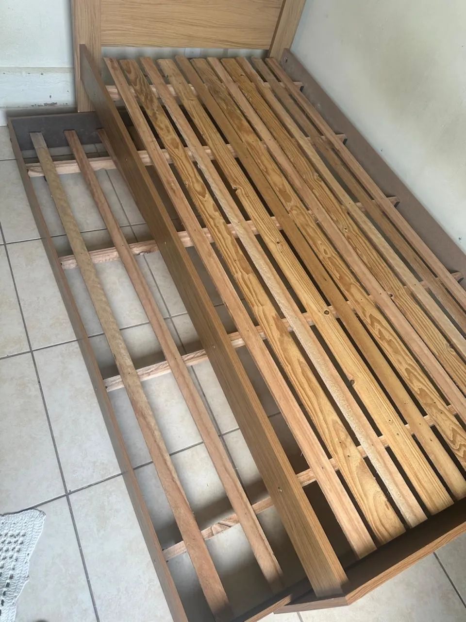 Cama de solteiro 