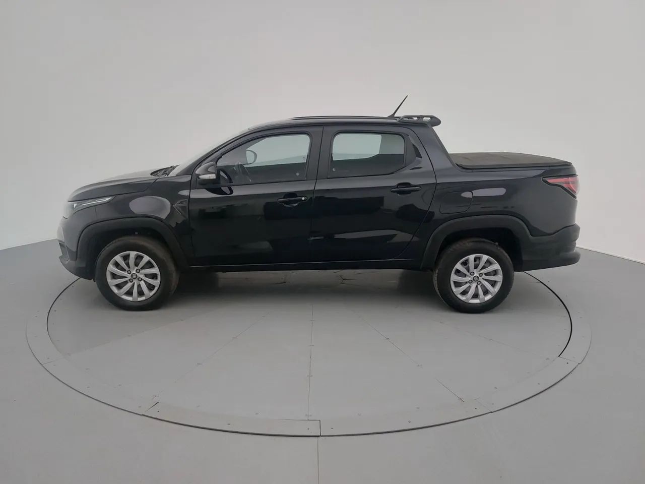 Fiat Strada Freedom 1.3 Flex 8V CS Plus 2024 - Foto 2