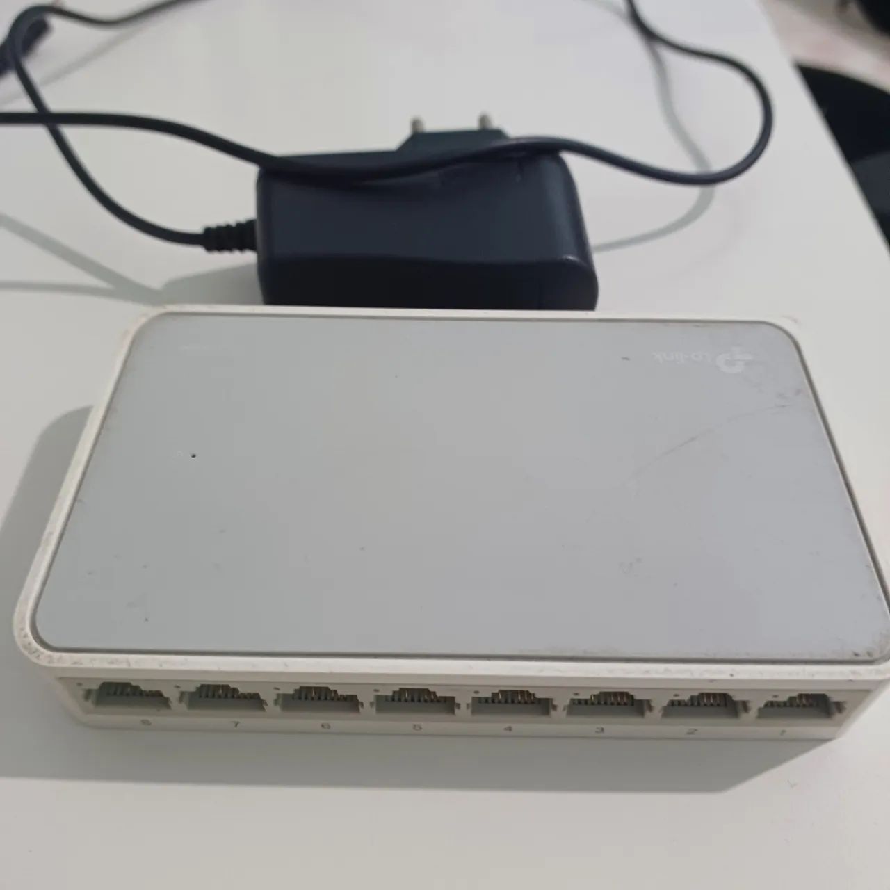Switch Ethernet TP-Link TL-SF1008D - 8 Portas
