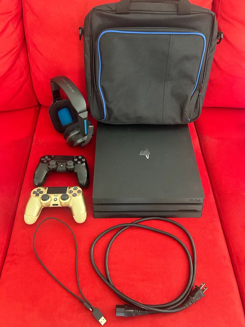 Ps4 + 8 jogos + 2 controles + headset - Foto 2