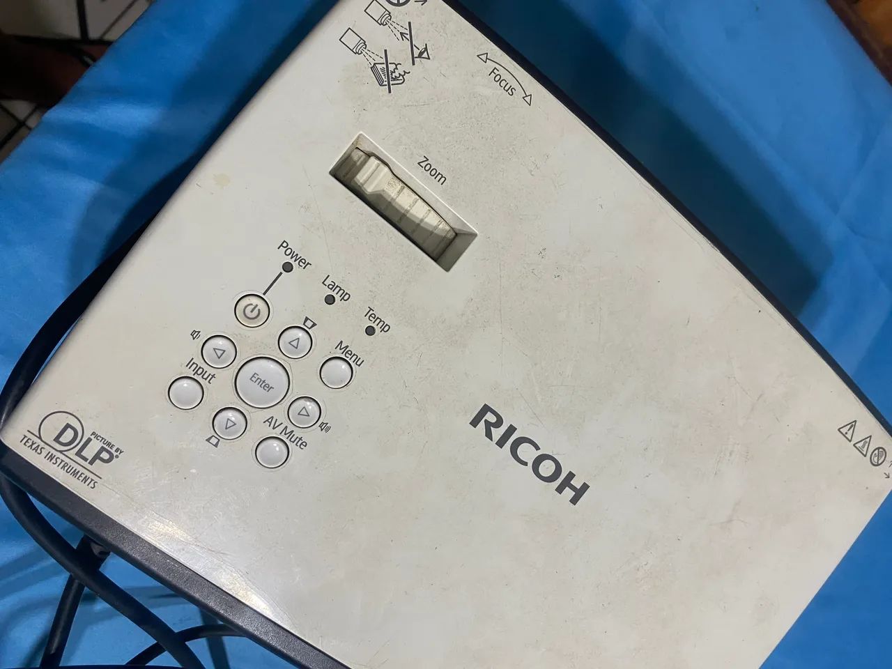 Data Show RICOH quem dá mais leva - Foto 4