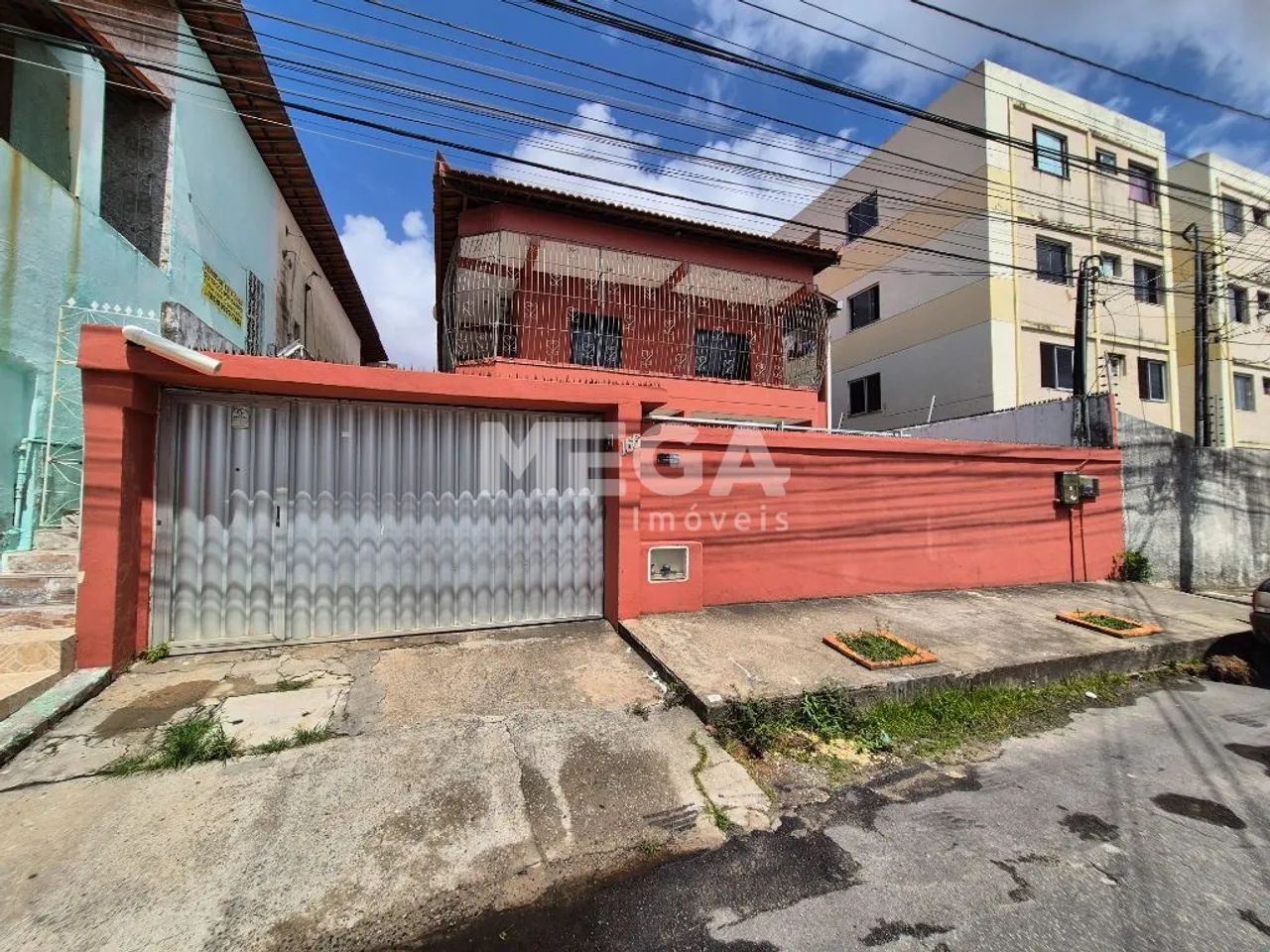 Casa com 6 quartos no bairro Montese em Fortaleza, CE