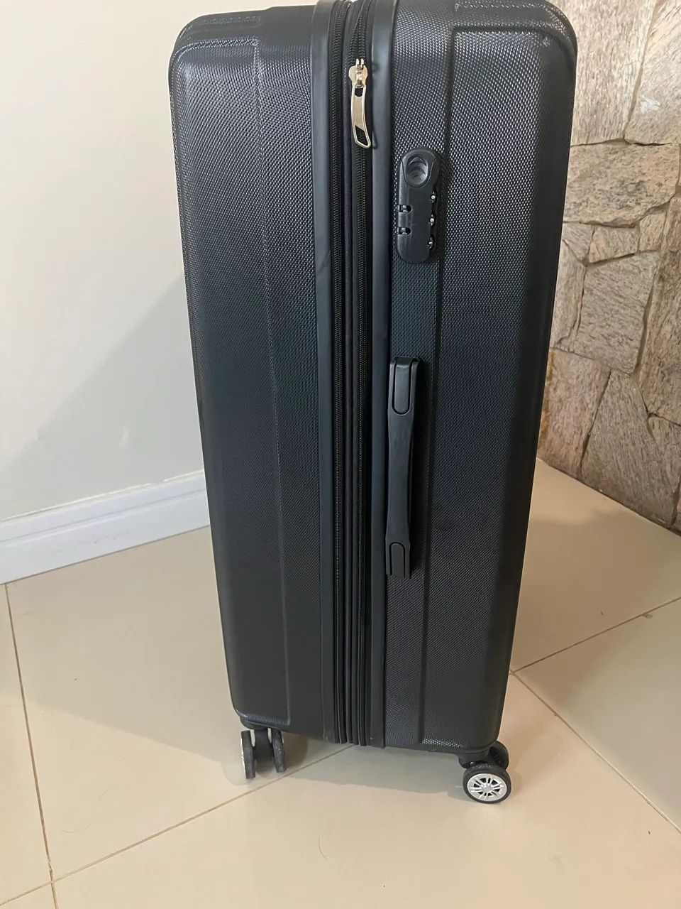 Mala de viagem preta grande (23kg) - Foto 2
