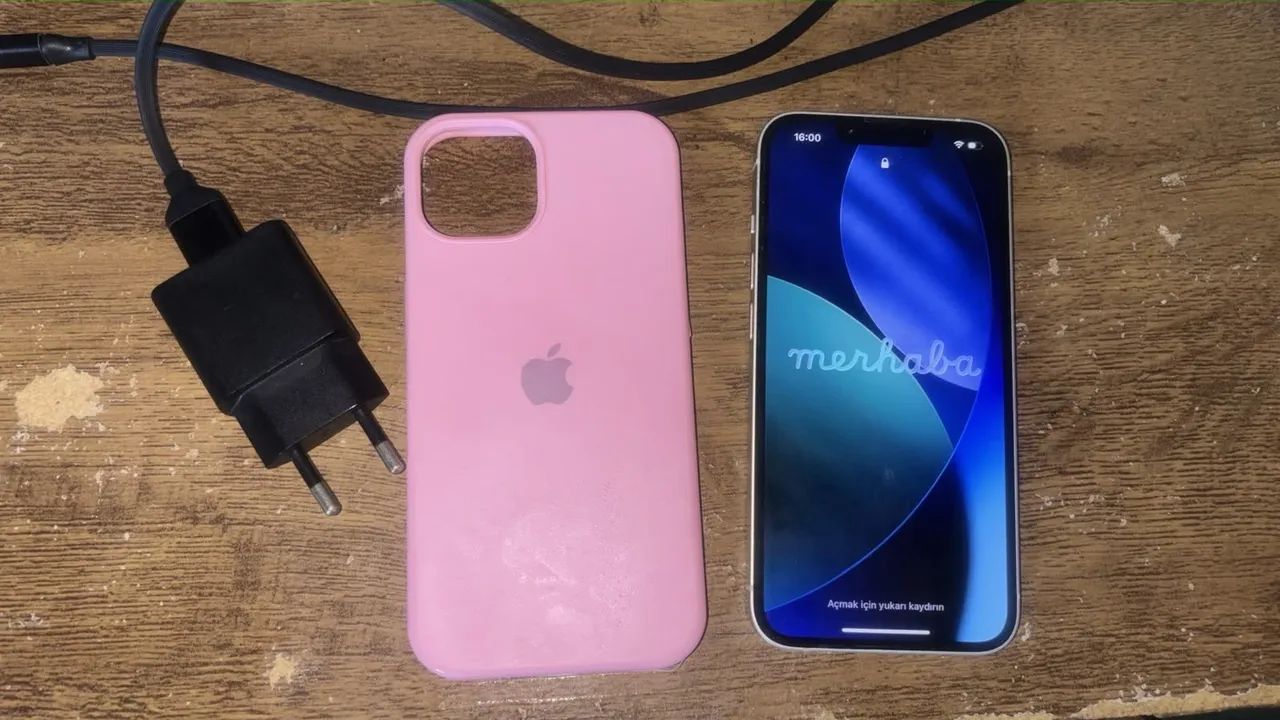 iPhone 14  - Foto 3