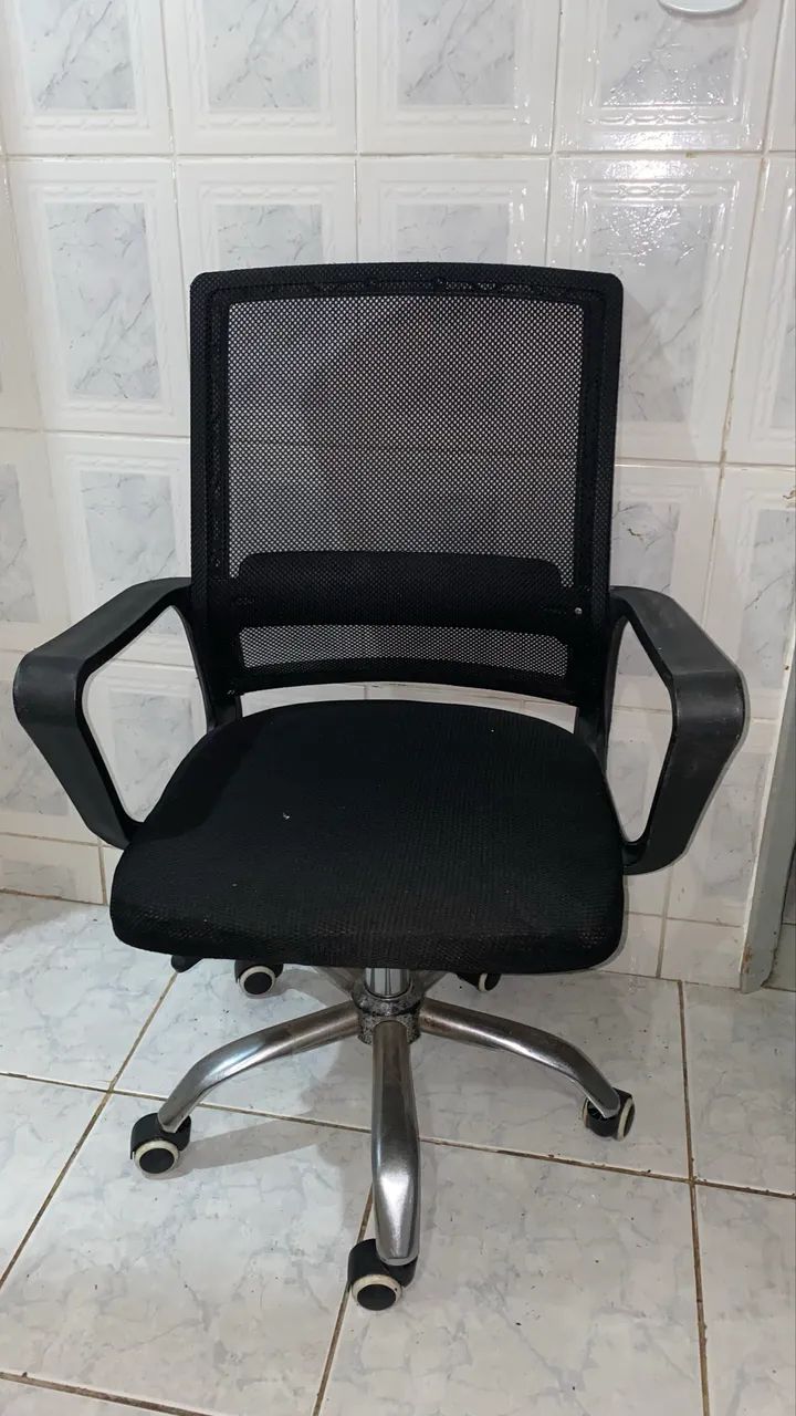 Cadeira de Escritório Giratória 