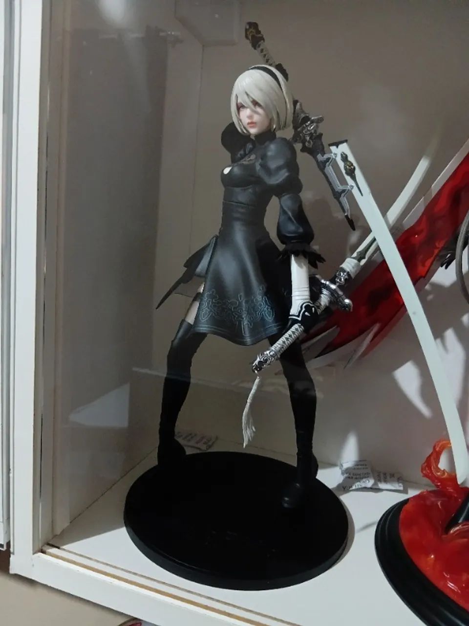 figure NieR:Automata 2B (YoRHa No.2 Type B) Version 2.0  - Foto 2