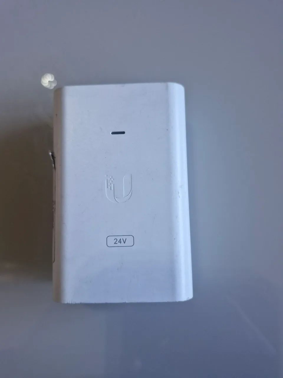 Fonte ubiquiti 24 volts 